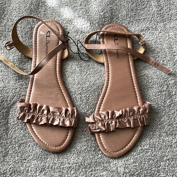 CL by Laundry Women's Brown Ruffle Sandals - Picture 1 of 5